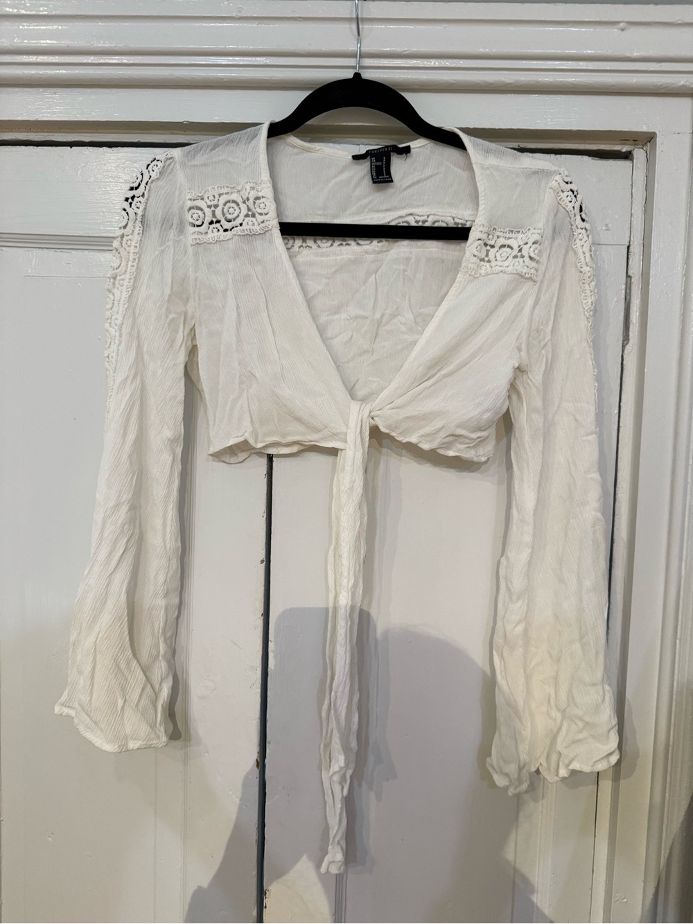 Forever 21 White Tie-Front Lace Shoulder Crop Top